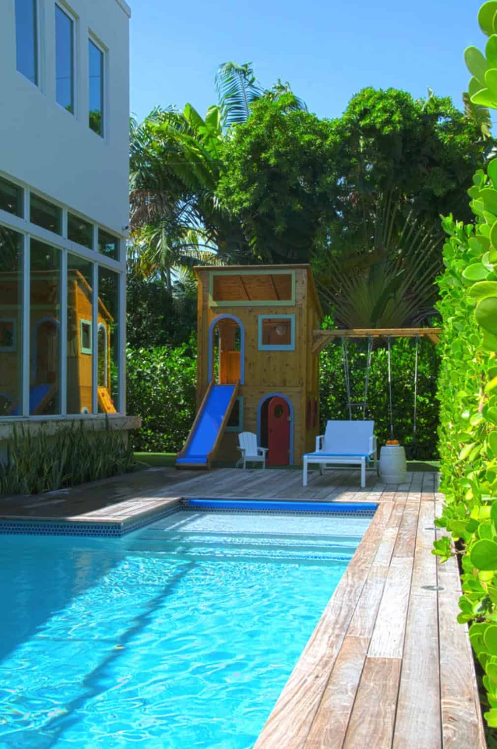 beach-house-pool
