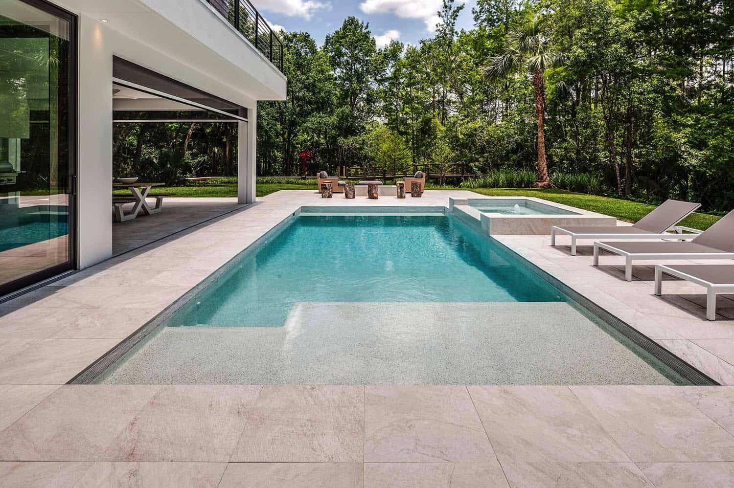 modern-home-pool