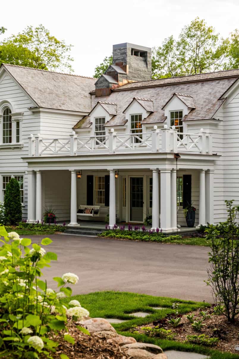 colonial-style-home-exterior