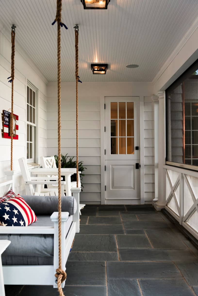 colonial-style-home-front-porch