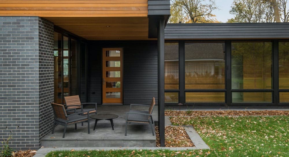 modern-lake-house-entry