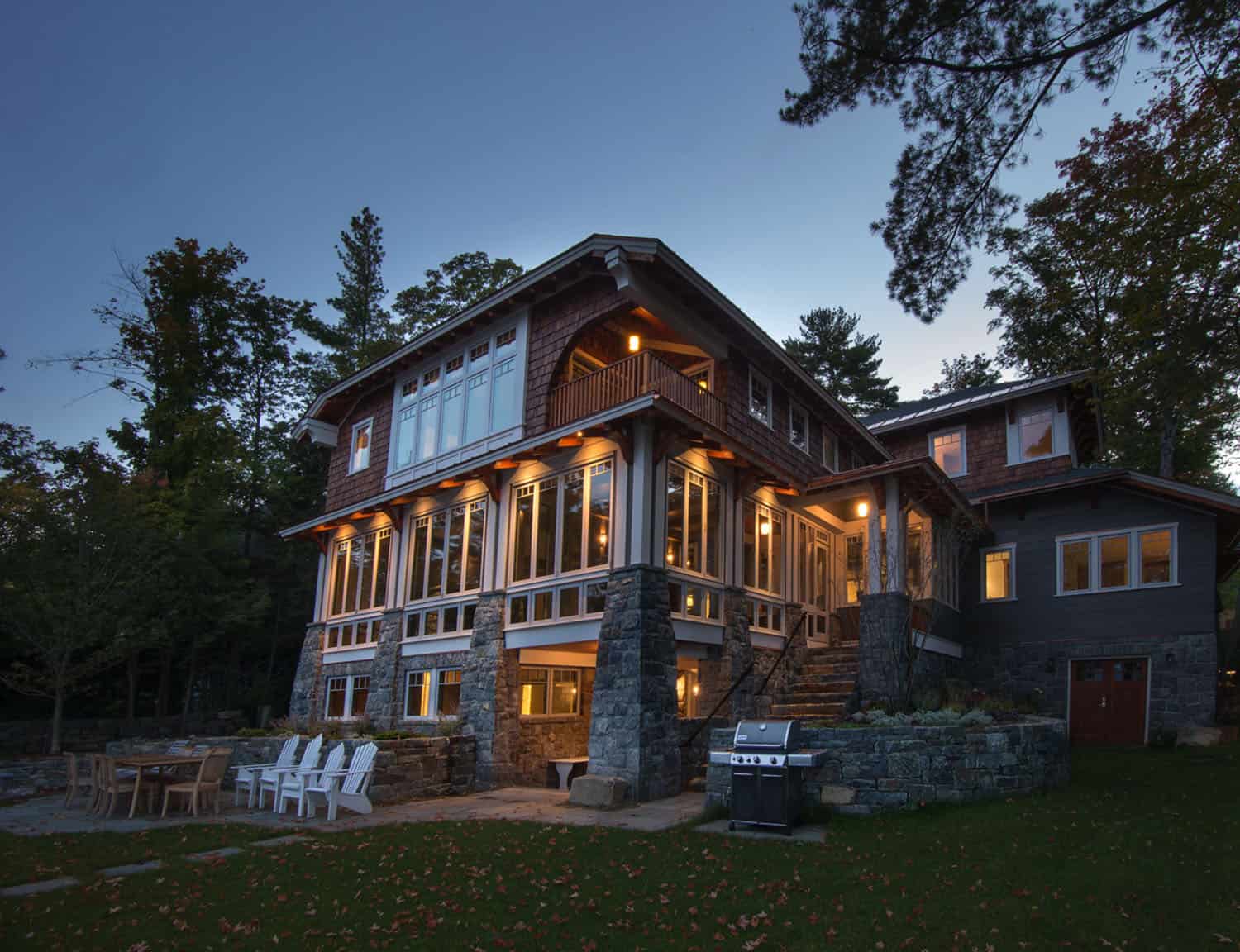 lake-house-camp-rustic-exterior