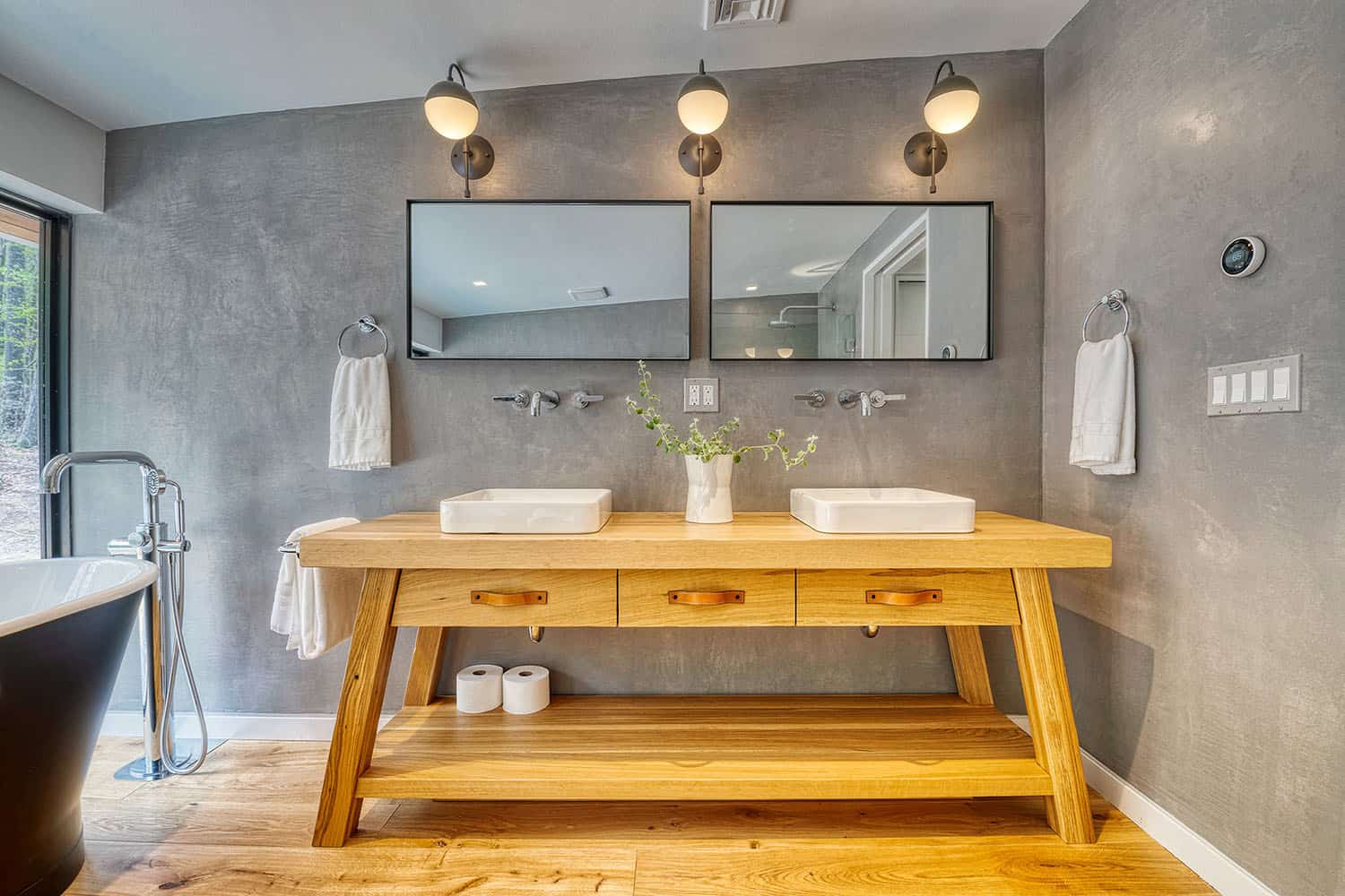 modern-minimalist-bathroom