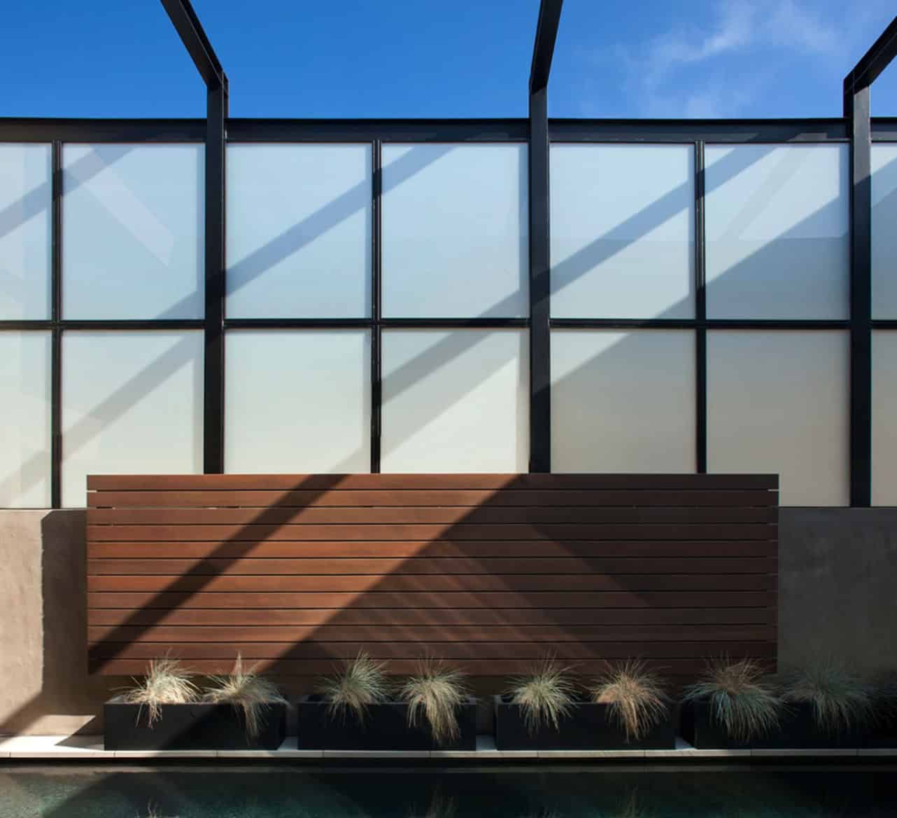 modern-house-deck