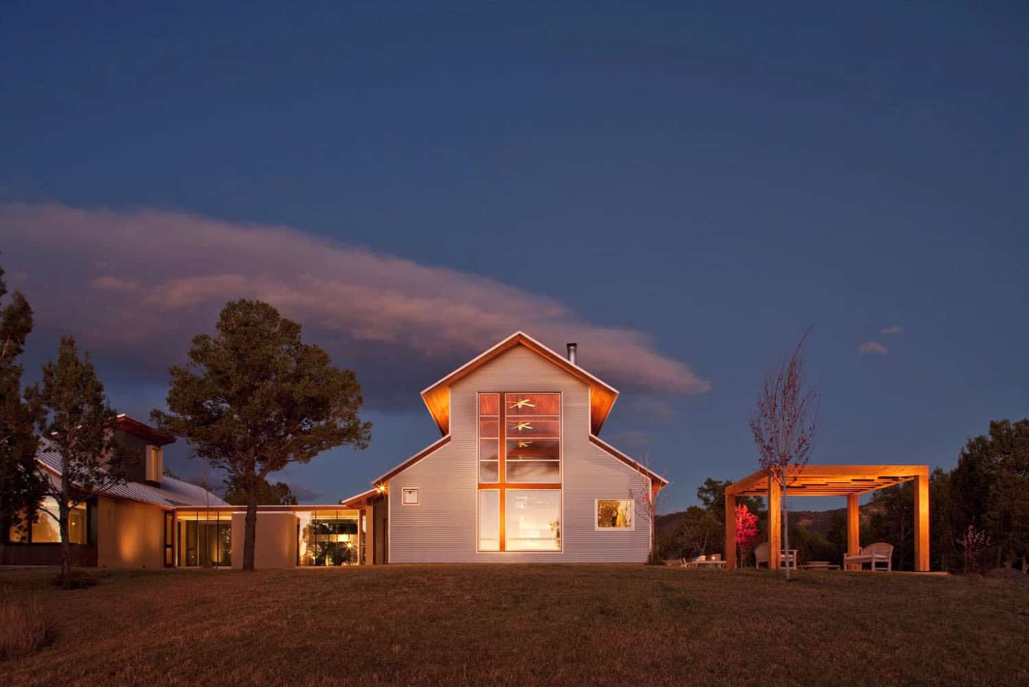 ranch-house-contemporary-exterior
