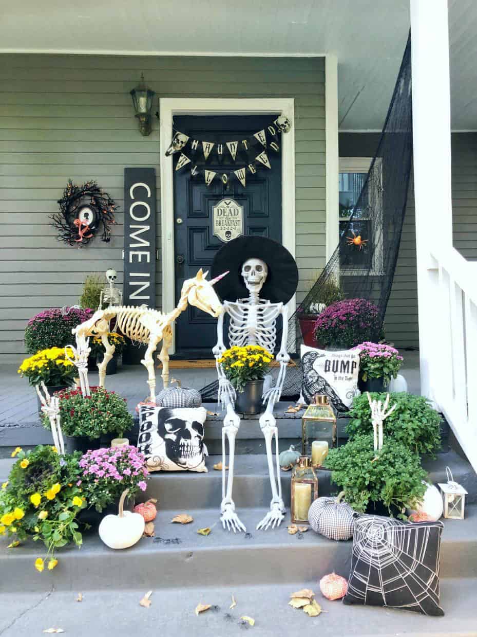 halloween-front-porch-decorating-ideas