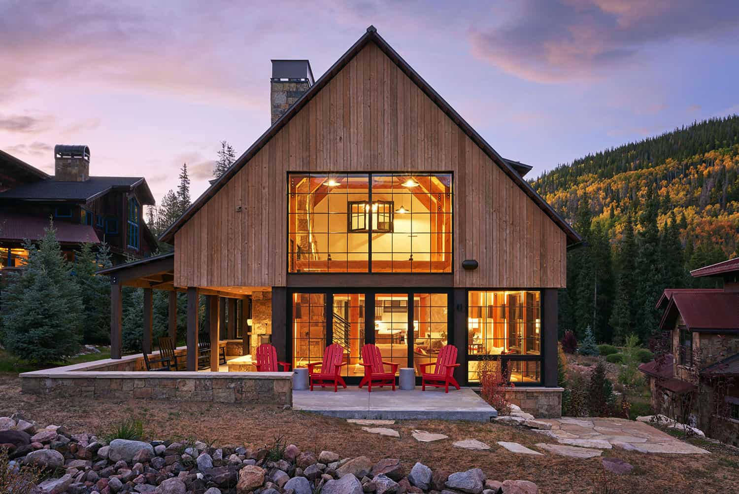 barn-inspired-home-exterior