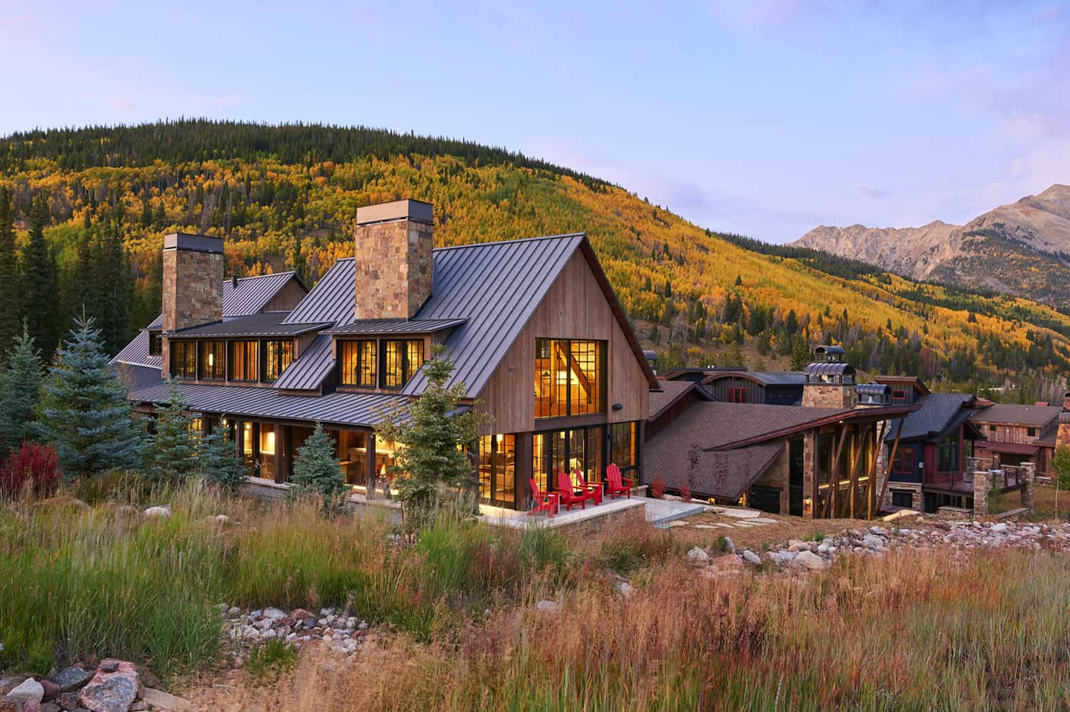 barn-inspired-home-exterior