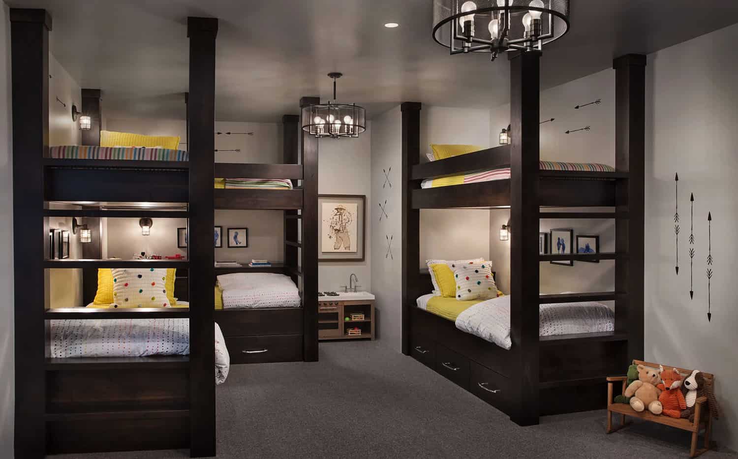 mountain-modern-rustic-kids-bunk-bedroom