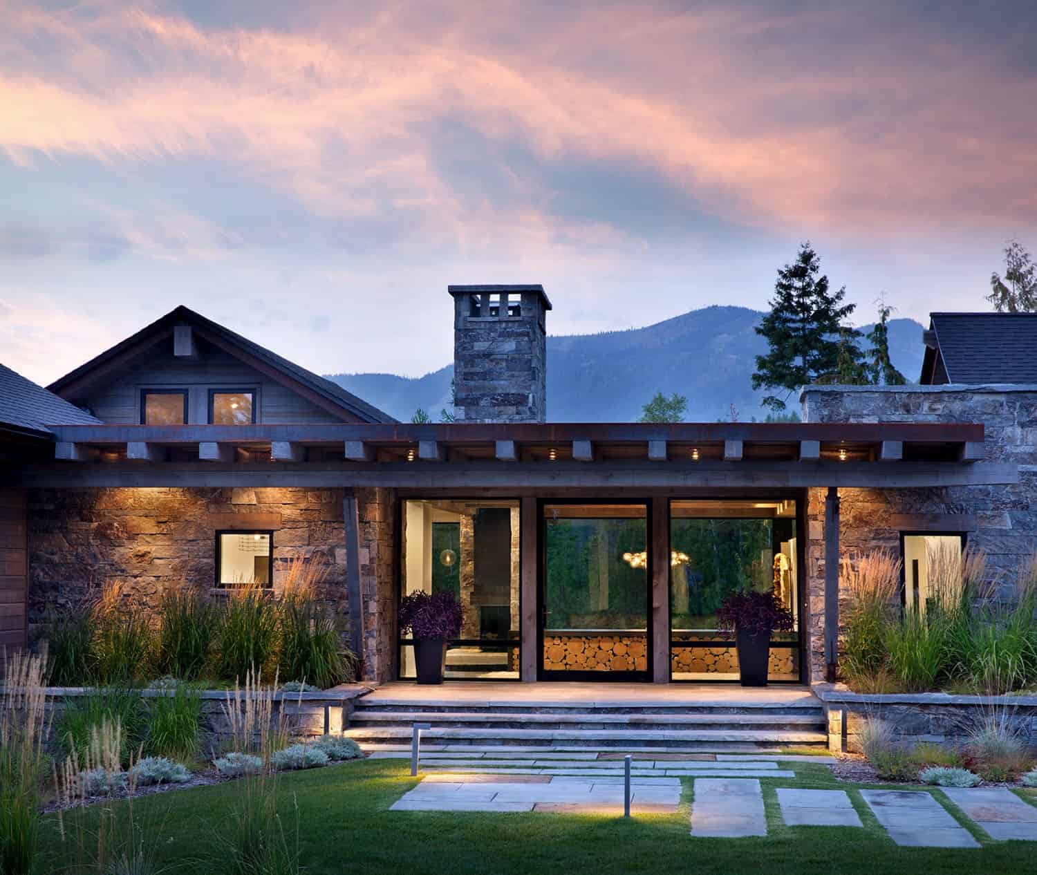 mountain-modern-rustic-home-exterior