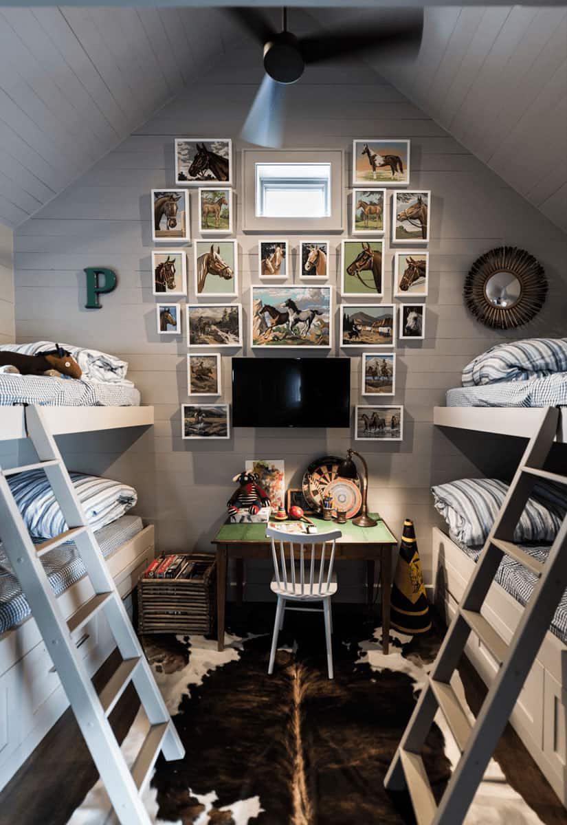 farmhouse-kids-bunk-bedroom