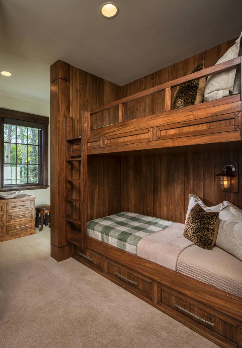 rustic-bunk-bedroom