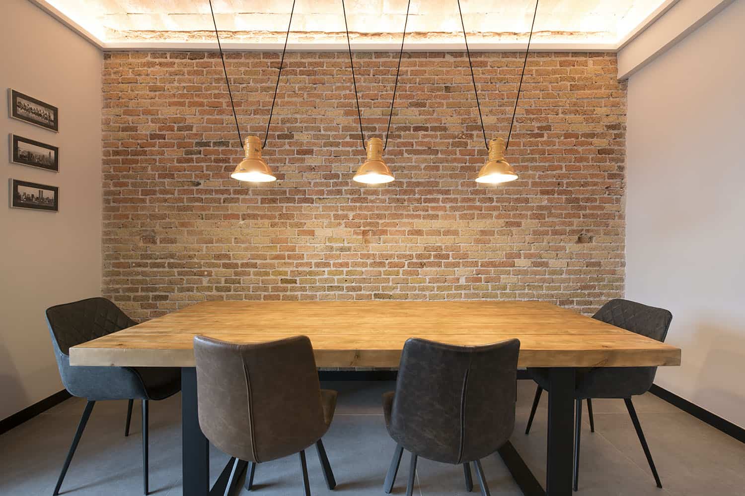 contemporary-industrial-dining-room