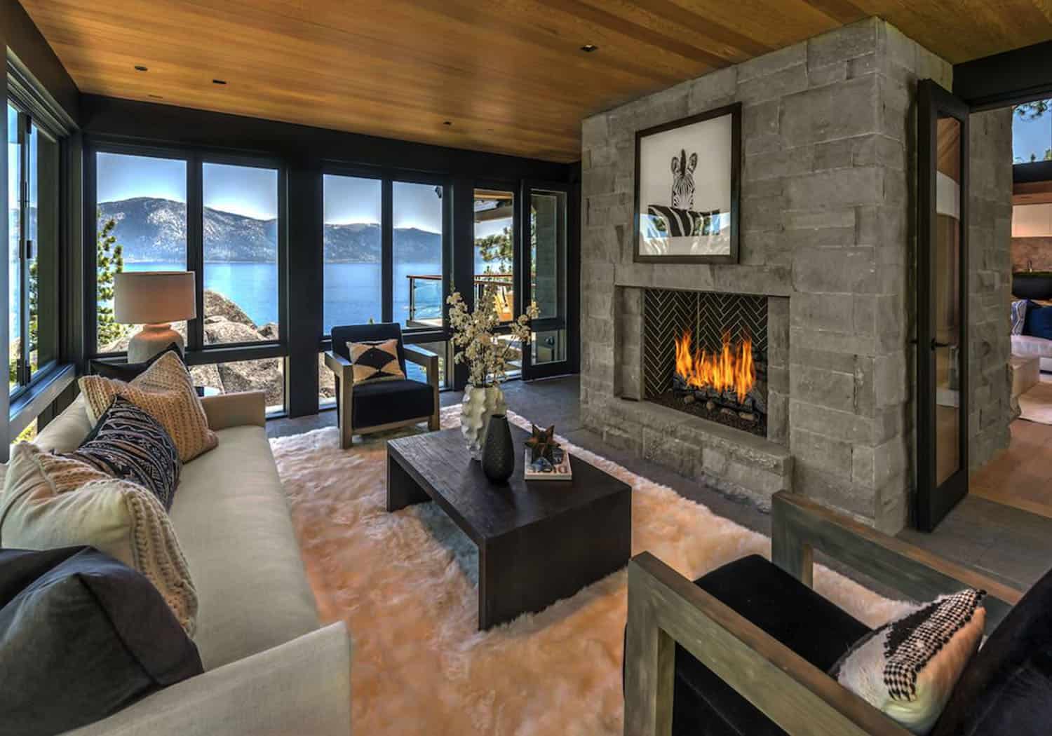 luxury-lakefront-mountain-living-room