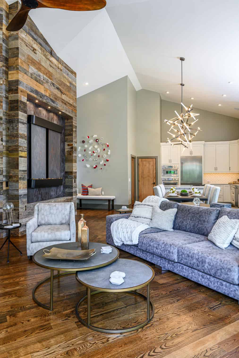 modern-ranch-rustic-living-room