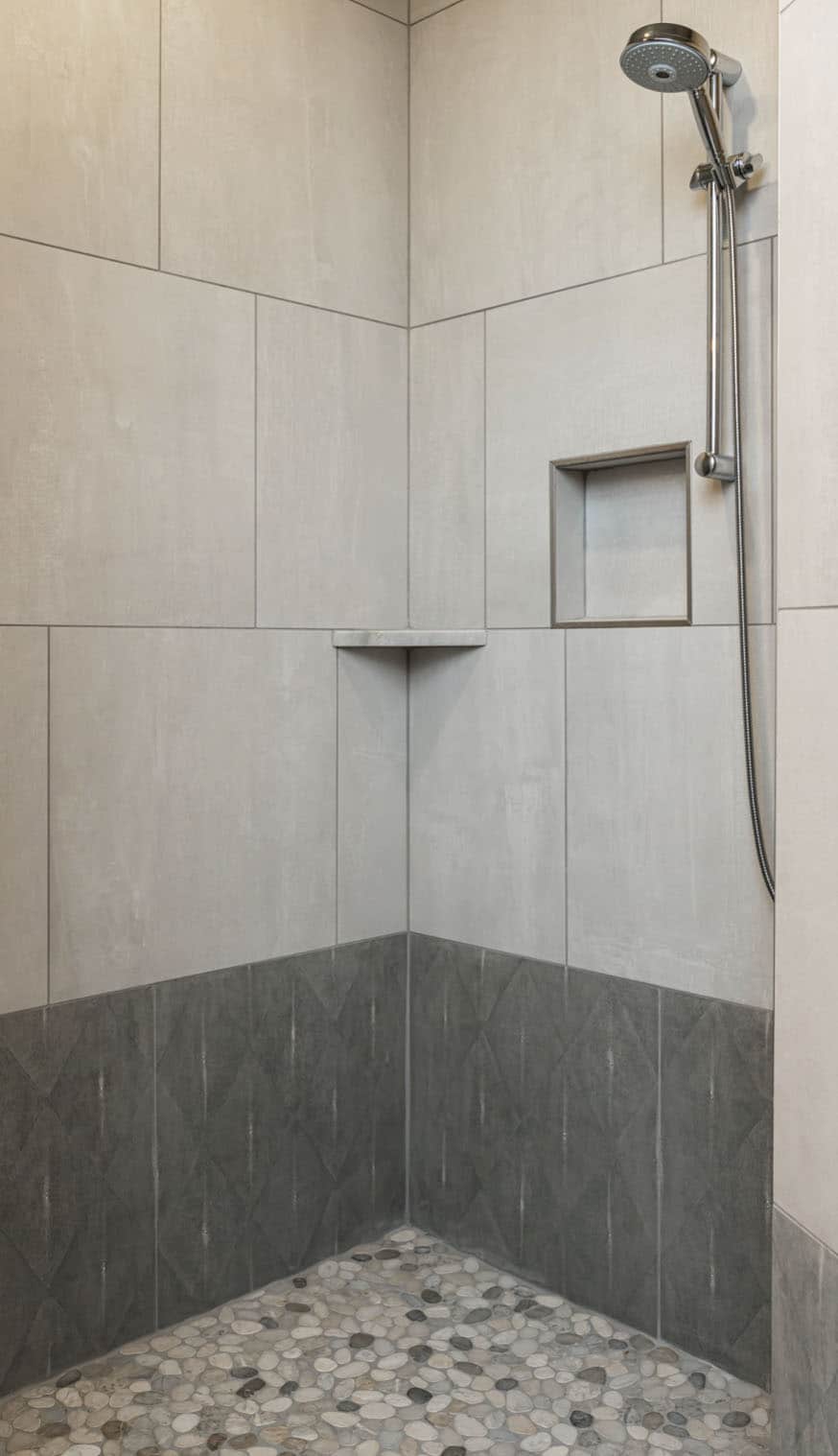 rustic-contemporary-bathroom