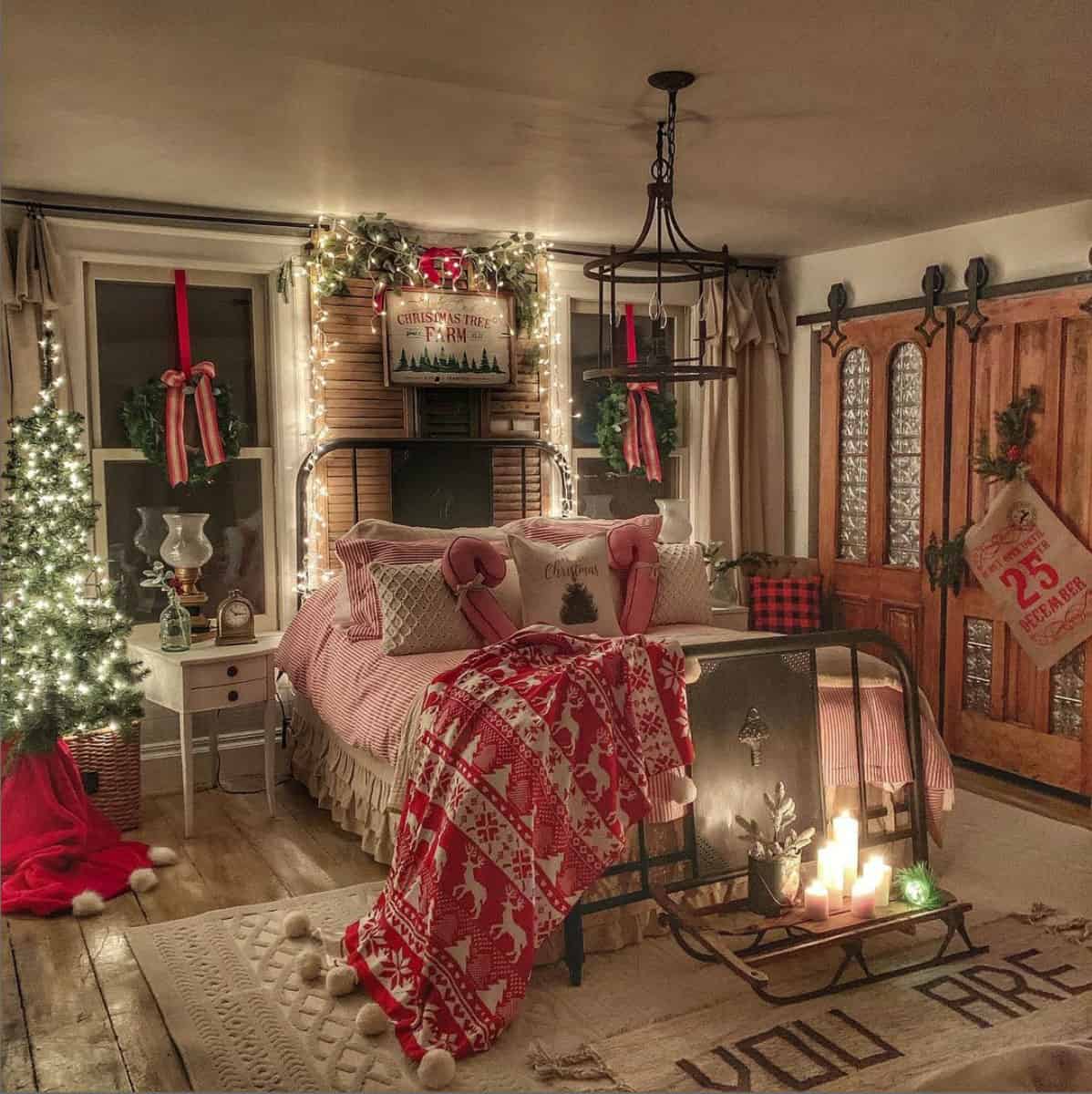 rustic-farmhouse-christmas-decorating-ideas-bedroom