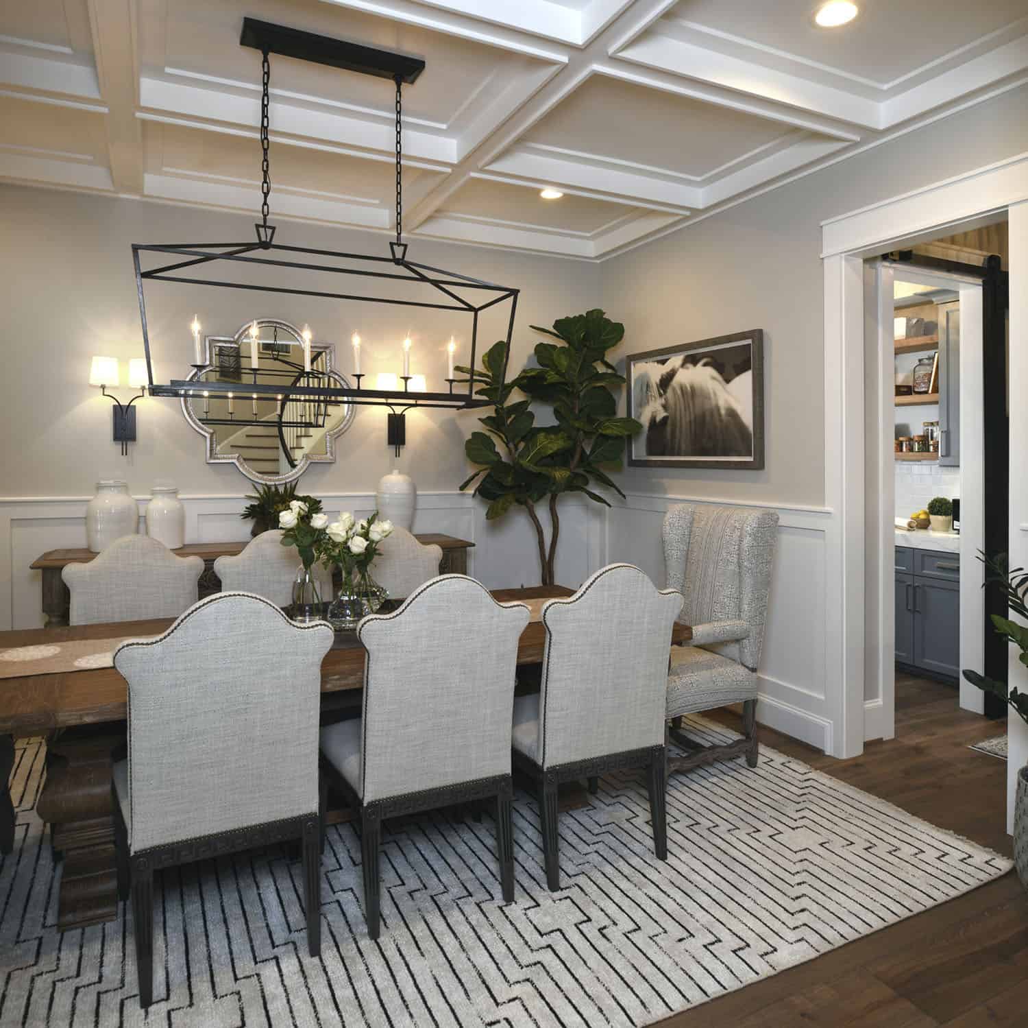transitional-style-dining-room