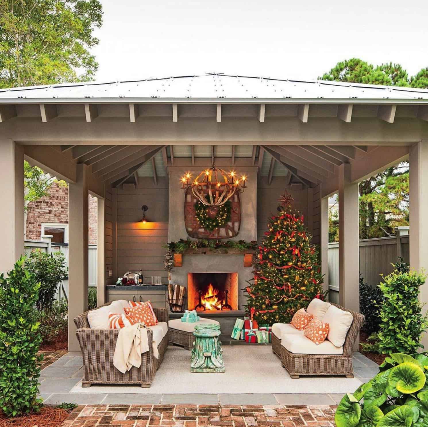 holiday-decor-ideas-outdoor-living-patio