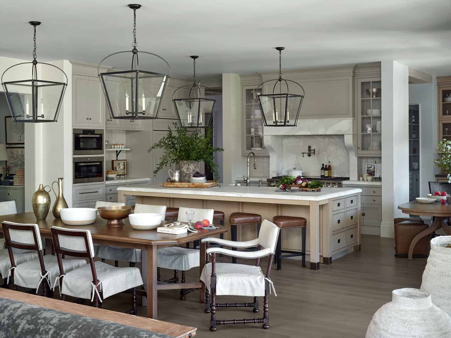 French-country-modern-kitchen