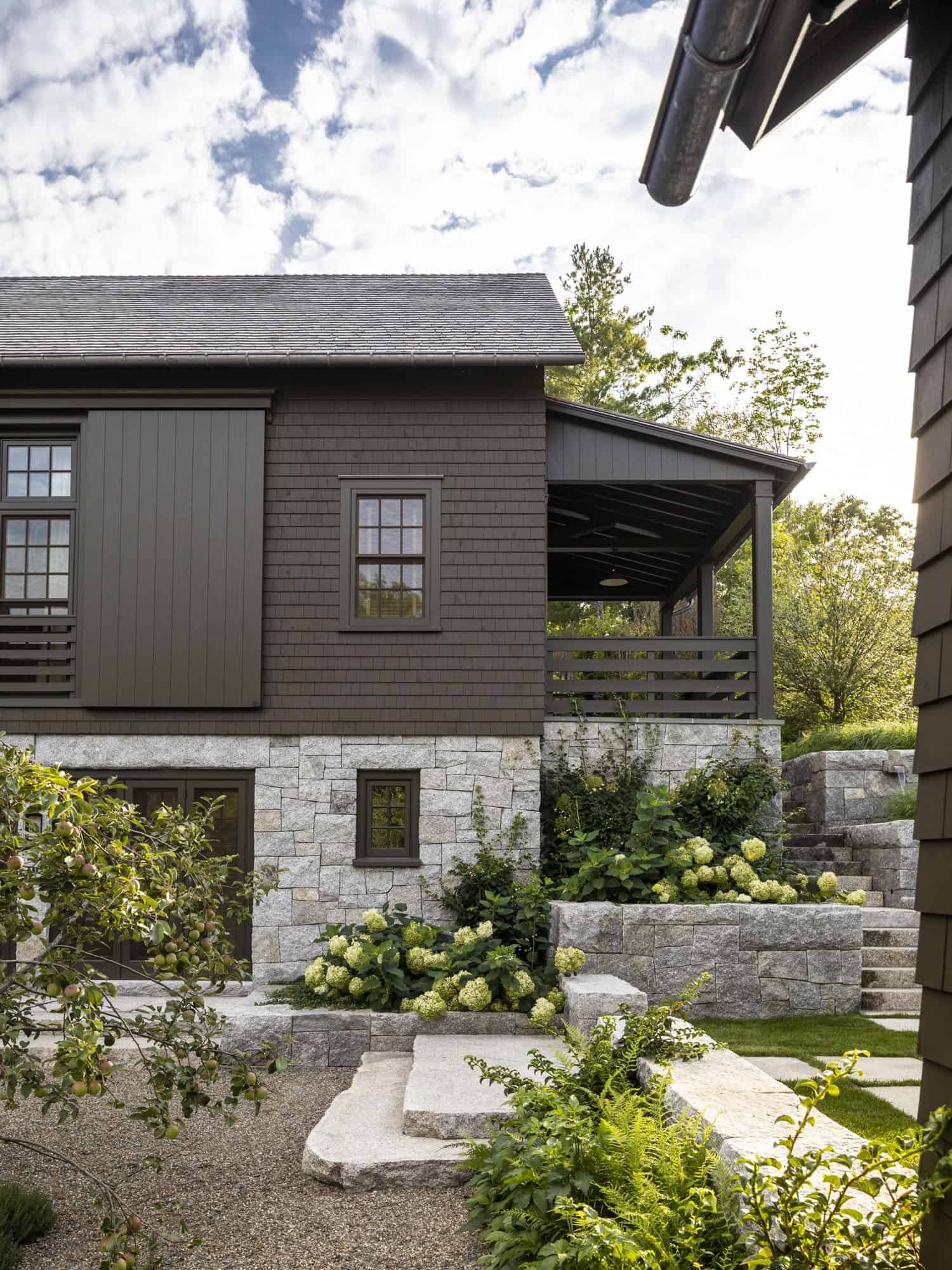 barn-cottage-retreat-exterior