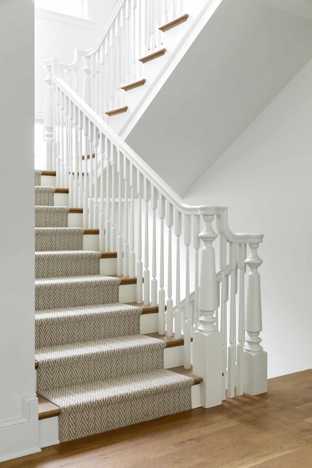 cottage-style-staircase