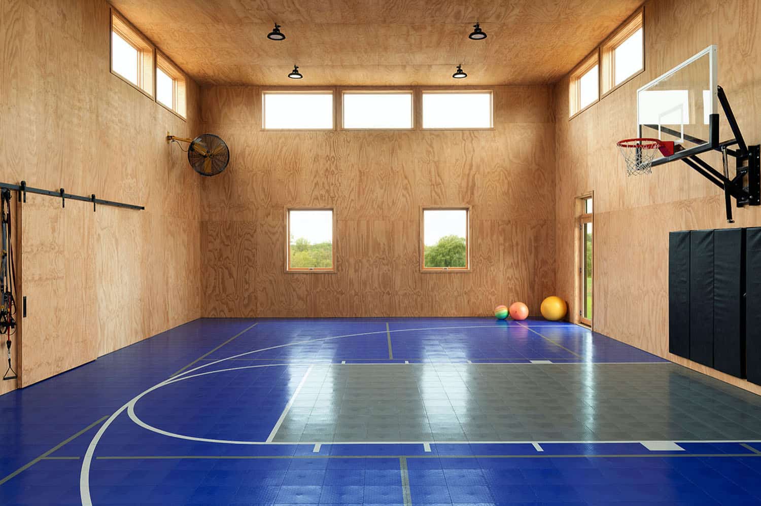 modern-rustic-home-gym
