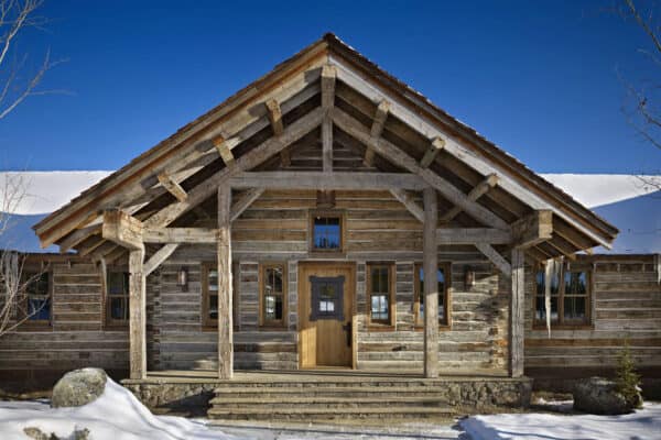 featured posts image for Spectacular alpine ranch house with rustic-modern details in Montana