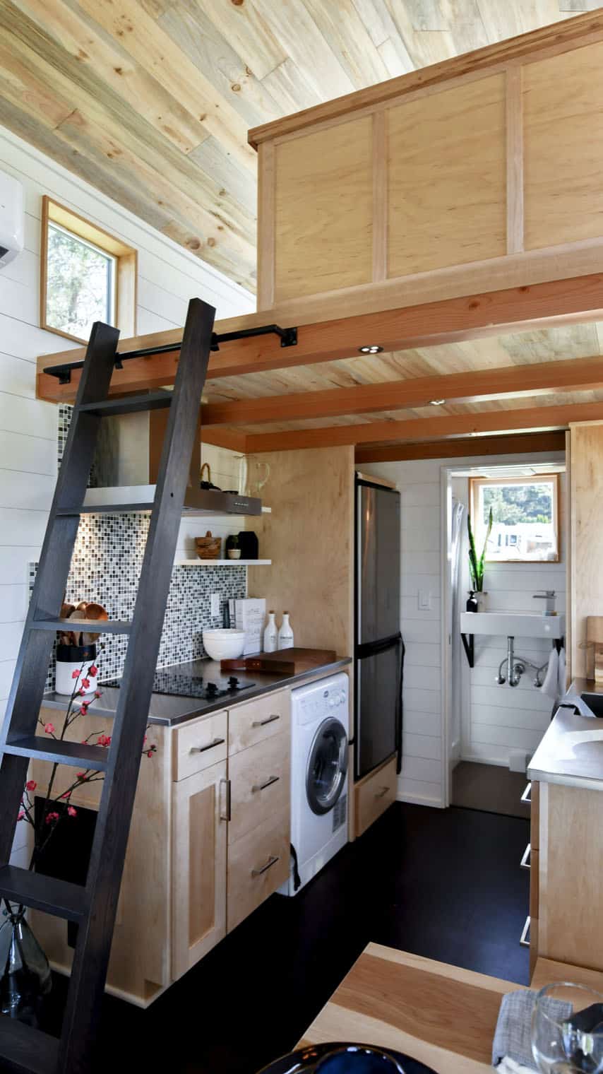 off-grid-tiny-home-farmhouse-kitchen