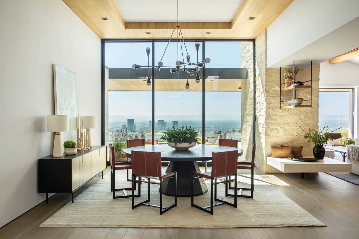 coastal-contemporary-dining-room