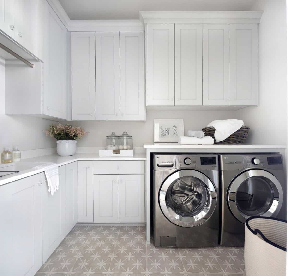traditional-laundry-room