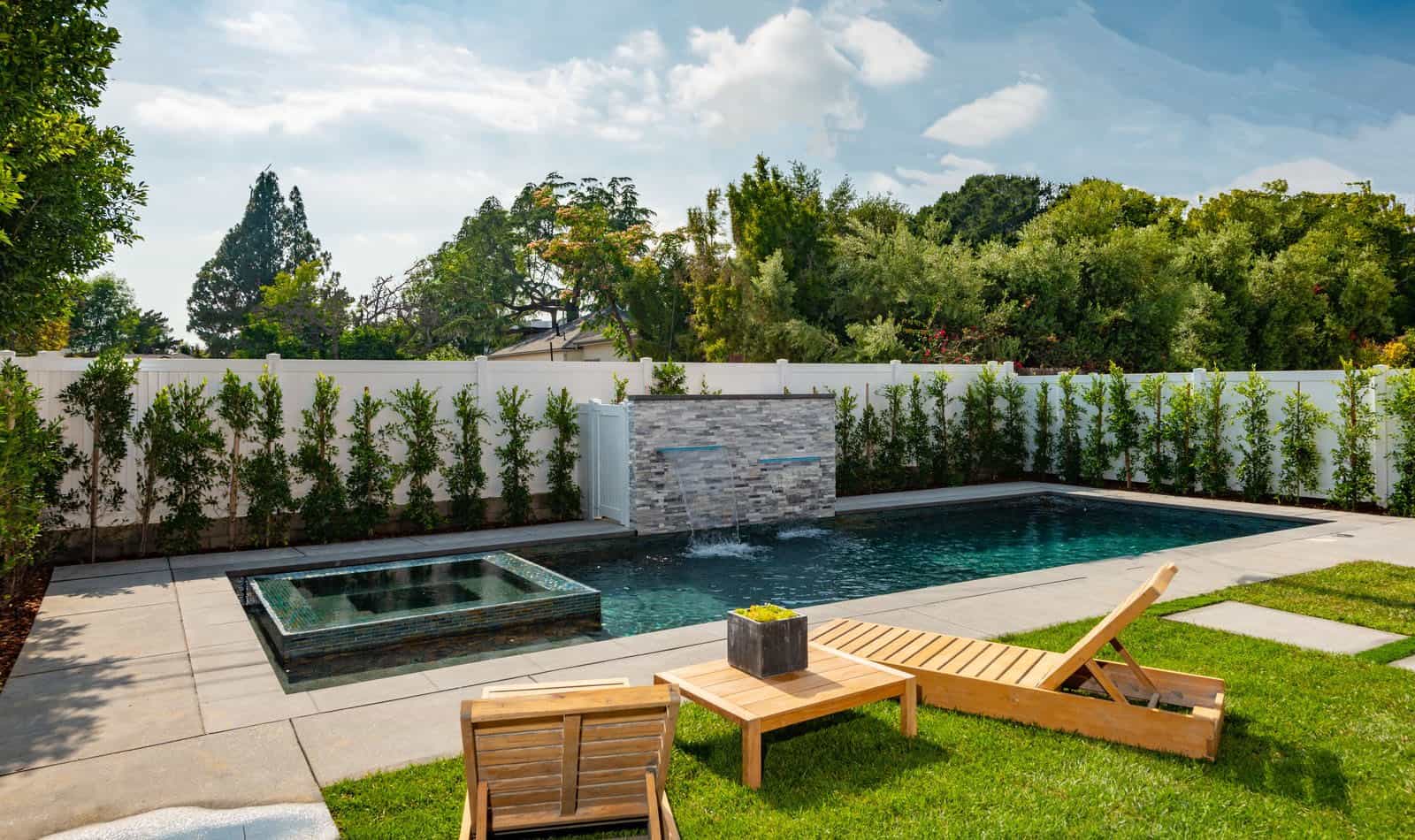 modern-farmhouse-swimming-pool