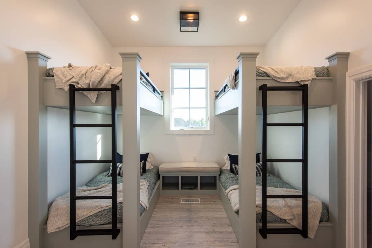 modern-farmhouse-kids-bunk-bedroom