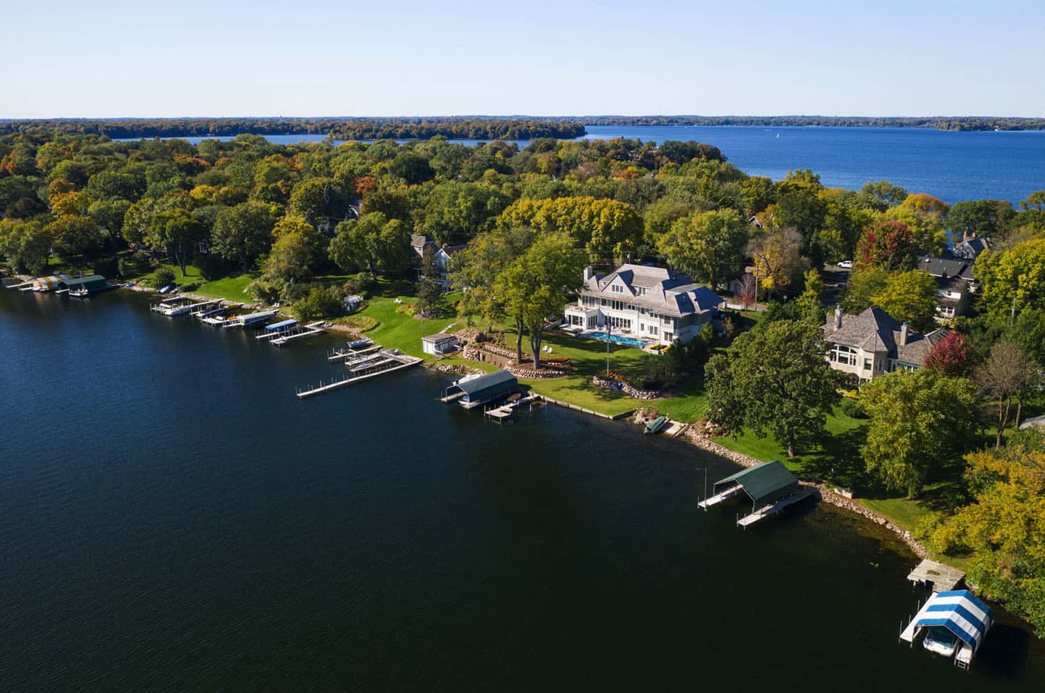 lakeside-home-exterior-aerial-view