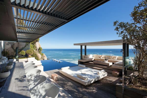 featured posts image for Luxury beachfront villa in South Africa boasts dramatic coastal vistas