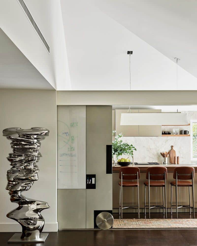 modernist-home-kitchen