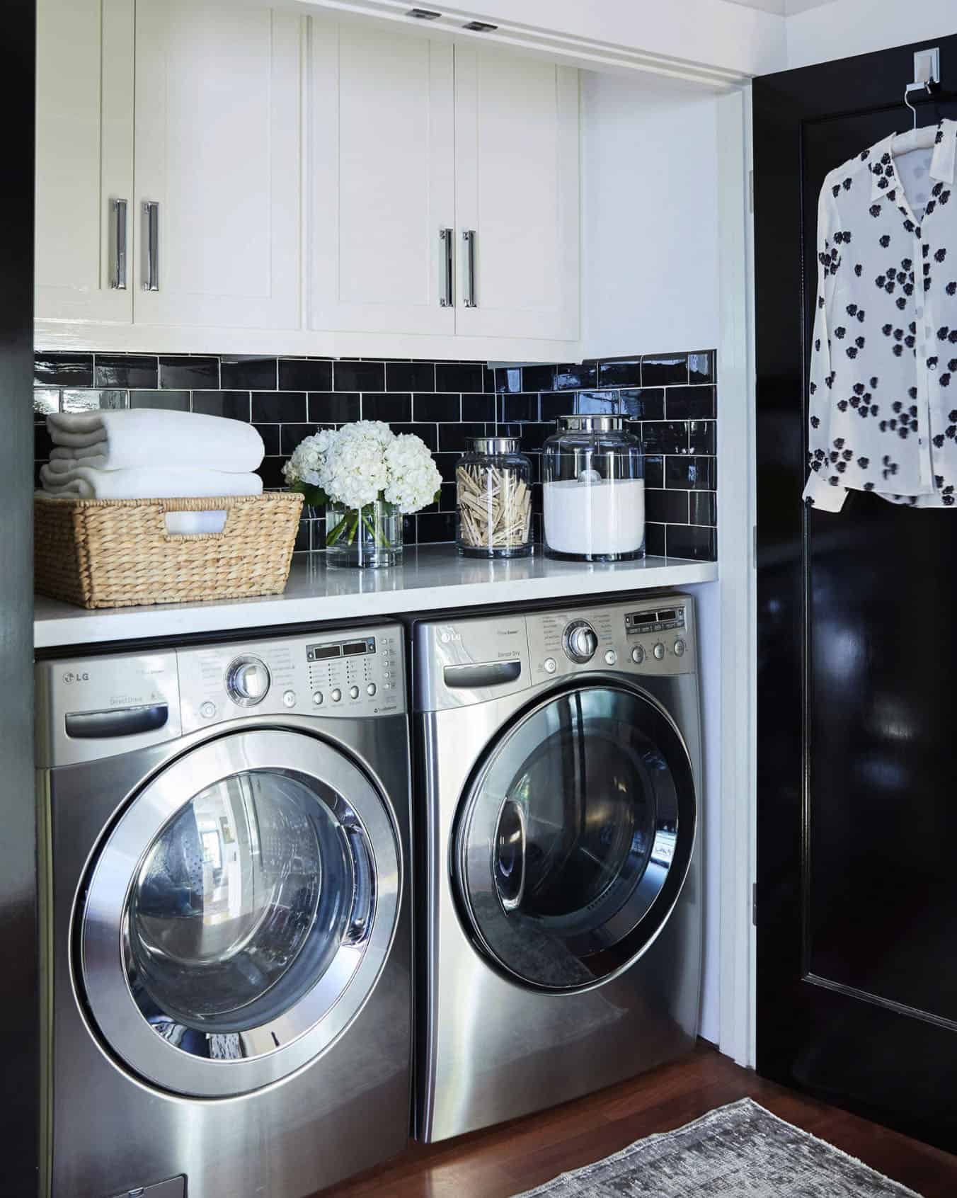black-and-white-laundry-room