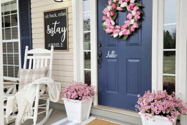 featured posts image for 21 Super-Creative Ideas To Bring Spring Vibes To Your Farmhouse Porch