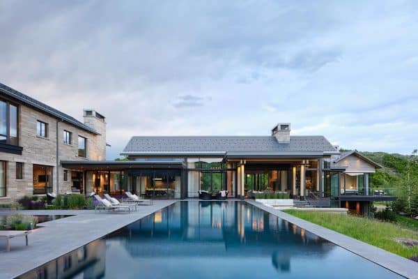 featured posts image for Insanely stunning Utah mountain home promotes indoor-outdoor lifestyle