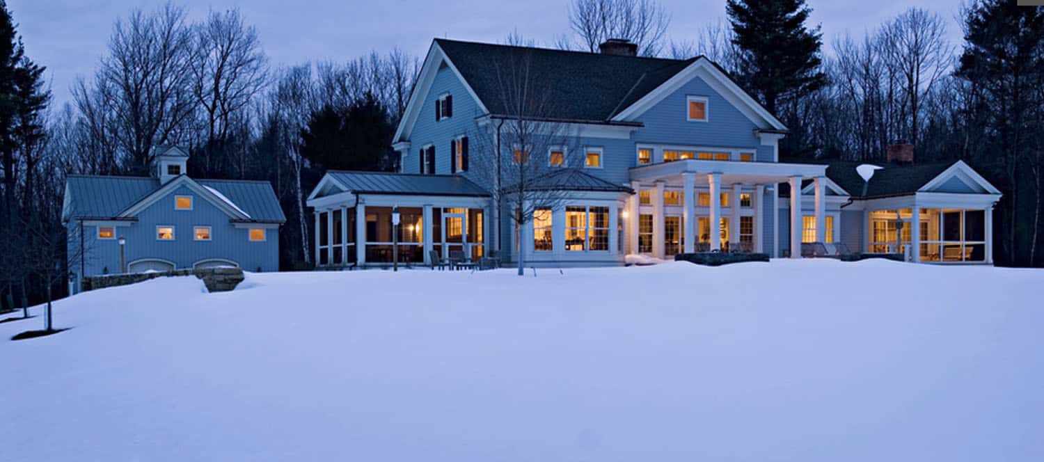 farmhouse-exterior-snow