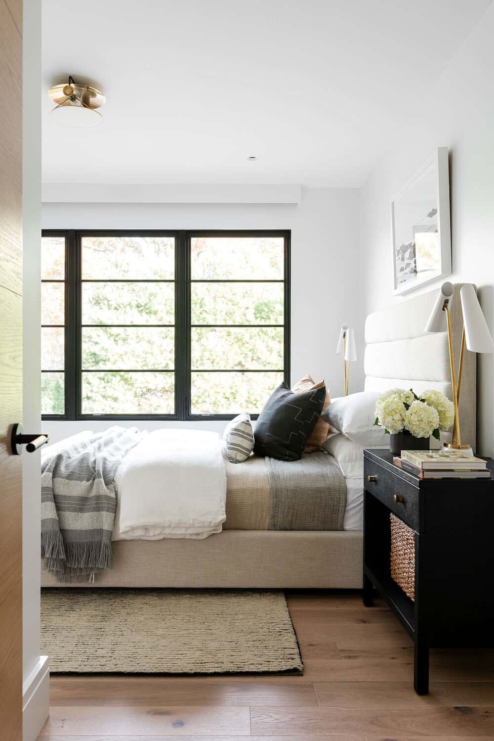modern-guest-bedroom