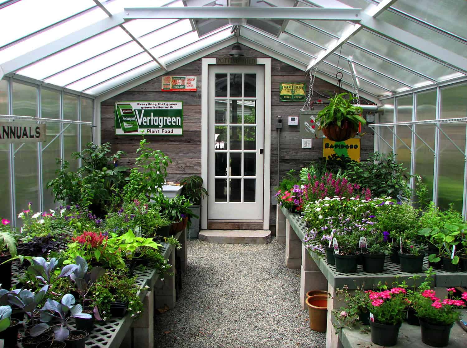 garden-greenhouse