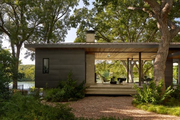 featured posts image for Serene lakeside ranch house is perched high above Lake Austin, Texas