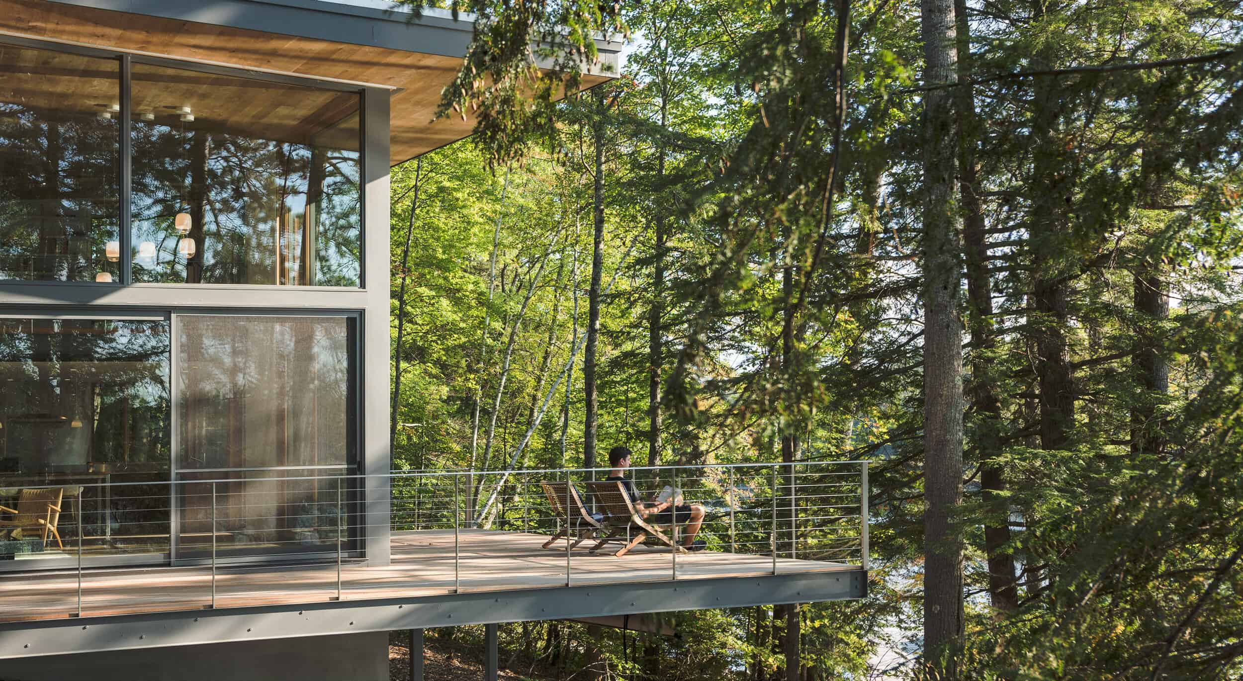 modern-cabin-retreat-deck