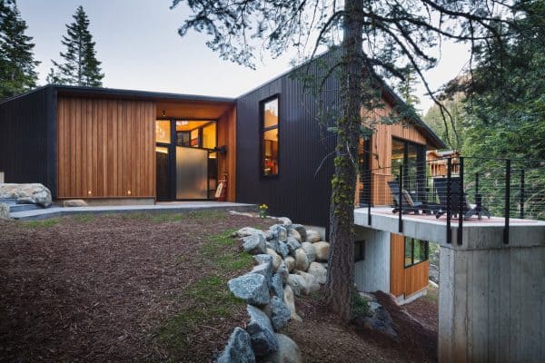 featured posts image for A glorious ski cabin retreat etched in the mountains of the Sierra Nevadas