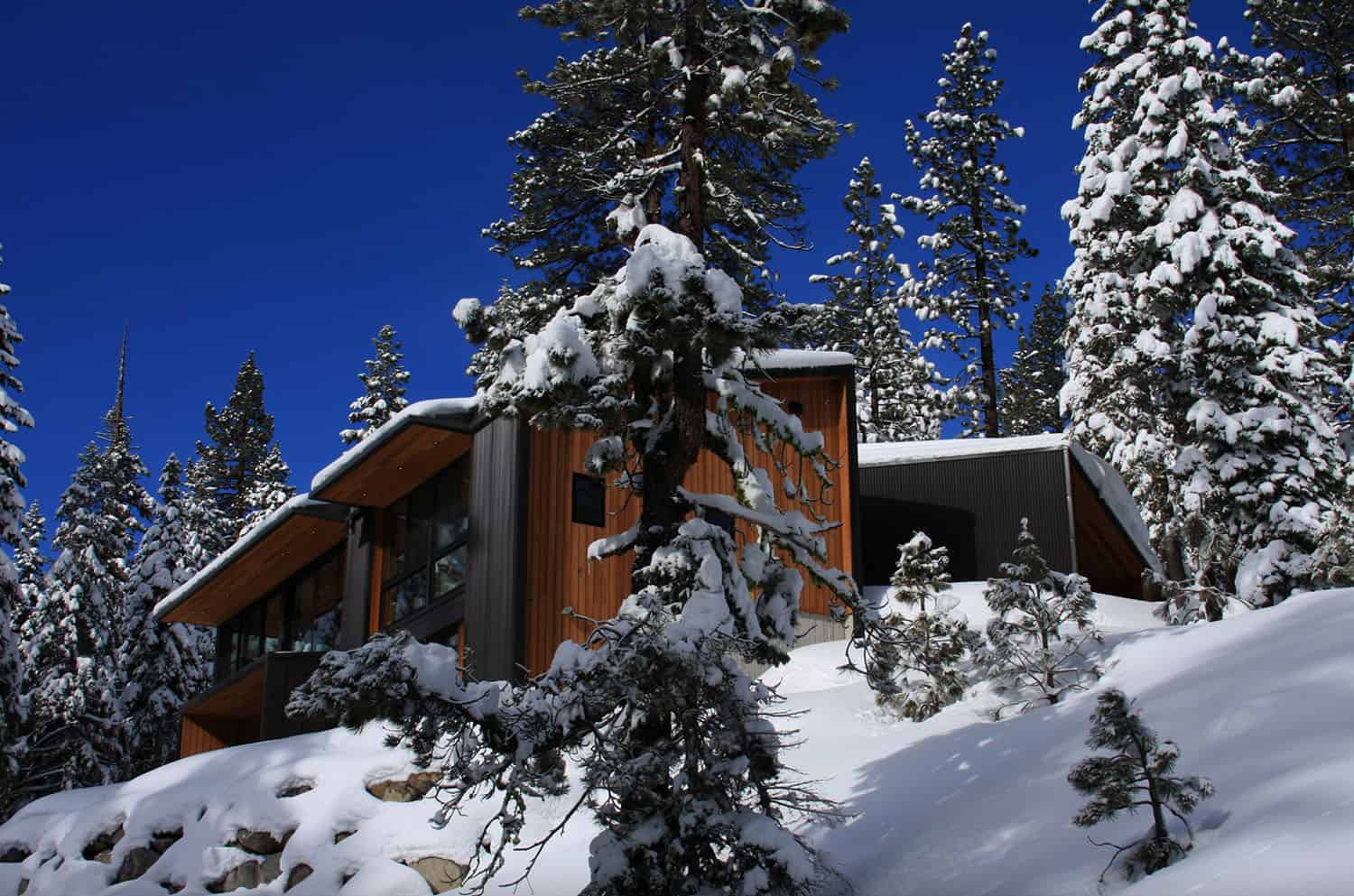 ski-cabin-exterior-with-snow