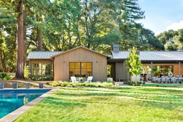 featured posts image for A serene modern estate surrounded by redwood forest in California