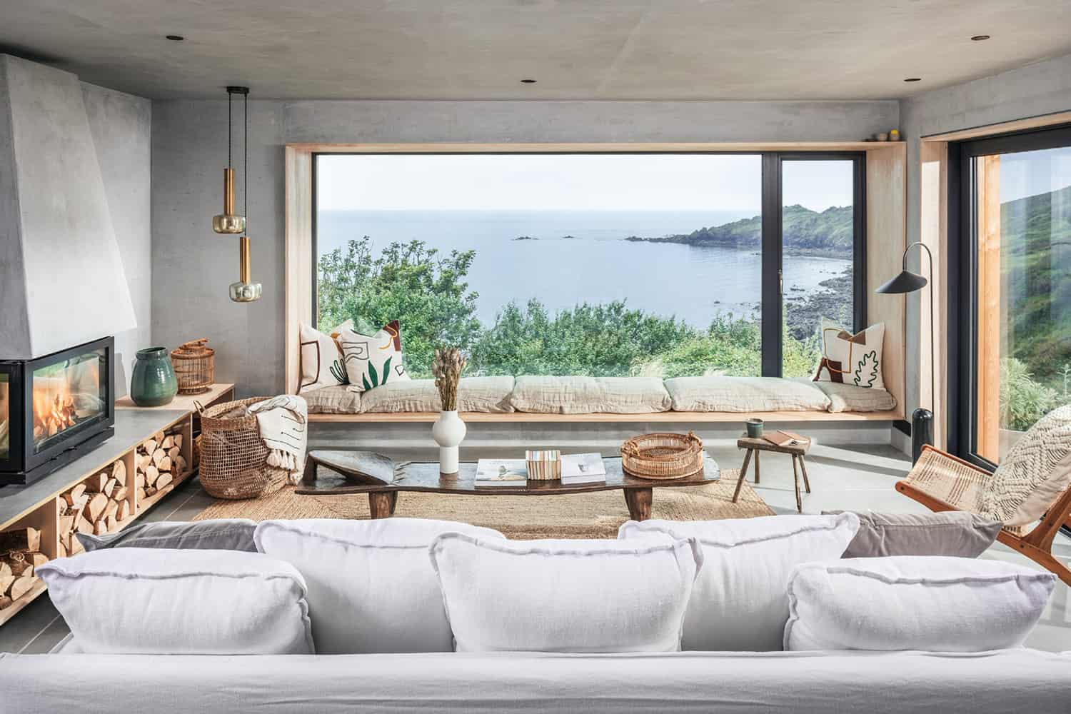 modern-Scandinavian-living-room