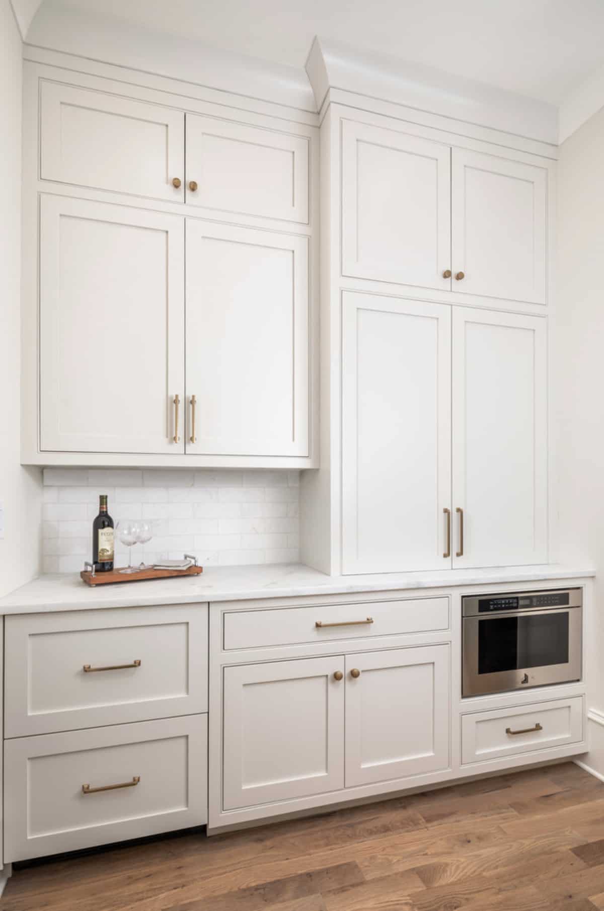 transitional-kitchen-cabinet-detail