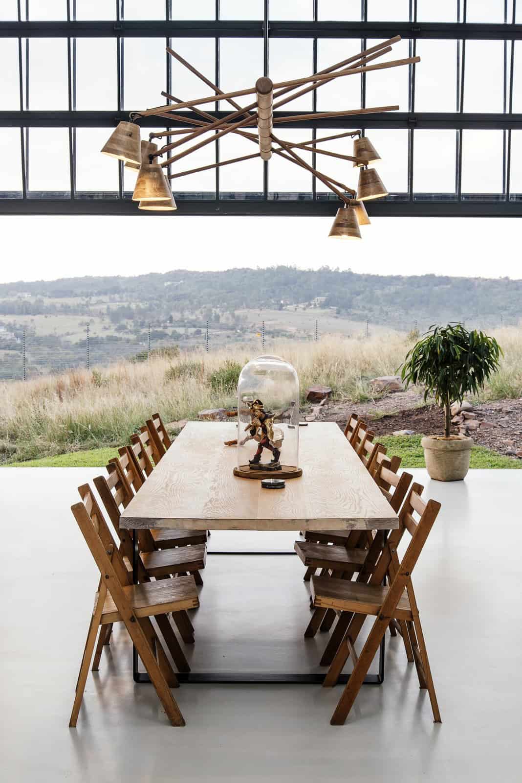 contemporary-farmhouse-dining-room